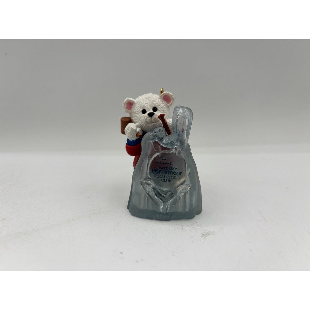 Hallmark Keepsake Collector's Club 1991 Vintage Beary Artistic Lighted Ornament